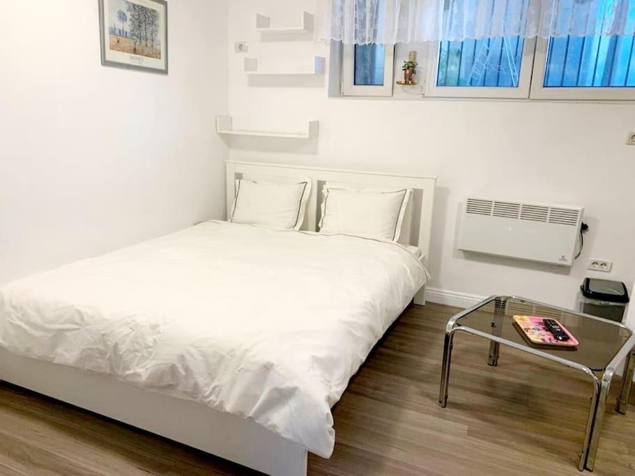 Central Studio Flat Bukareszt Zewnętrze zdjęcie